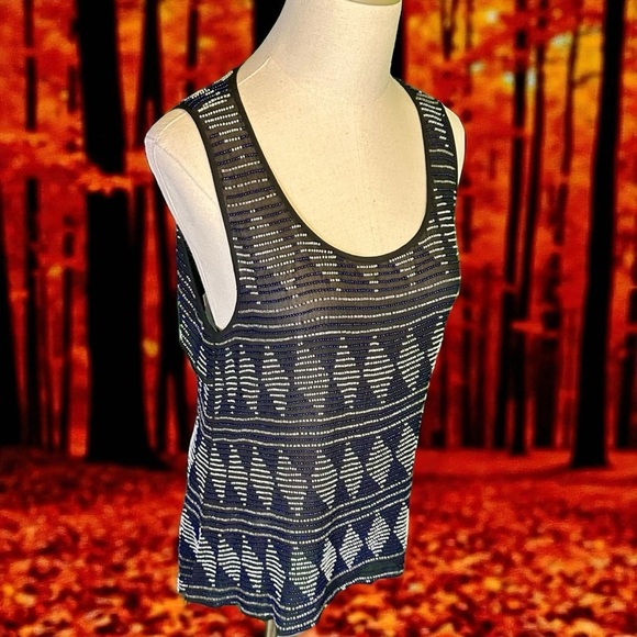 Parker Rare ‘Lola’ Diamond Design Beaded Split-Back High-Low Tank Top Size Small - Picture 15 of 16